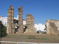 Merida - Huge Aqueduct Ruins (Oct 2006)